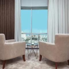 מלון מידטאון באקו (Midtown Hotel Baku), נסימי